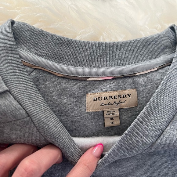 Authentic BURBERRY Grey Pullover Sweatshirt Sweater with Ruffle Sleeves XL - Picture 3 of 3